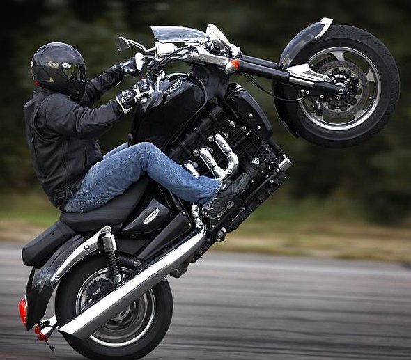 r3roadster_stunt2.jpg